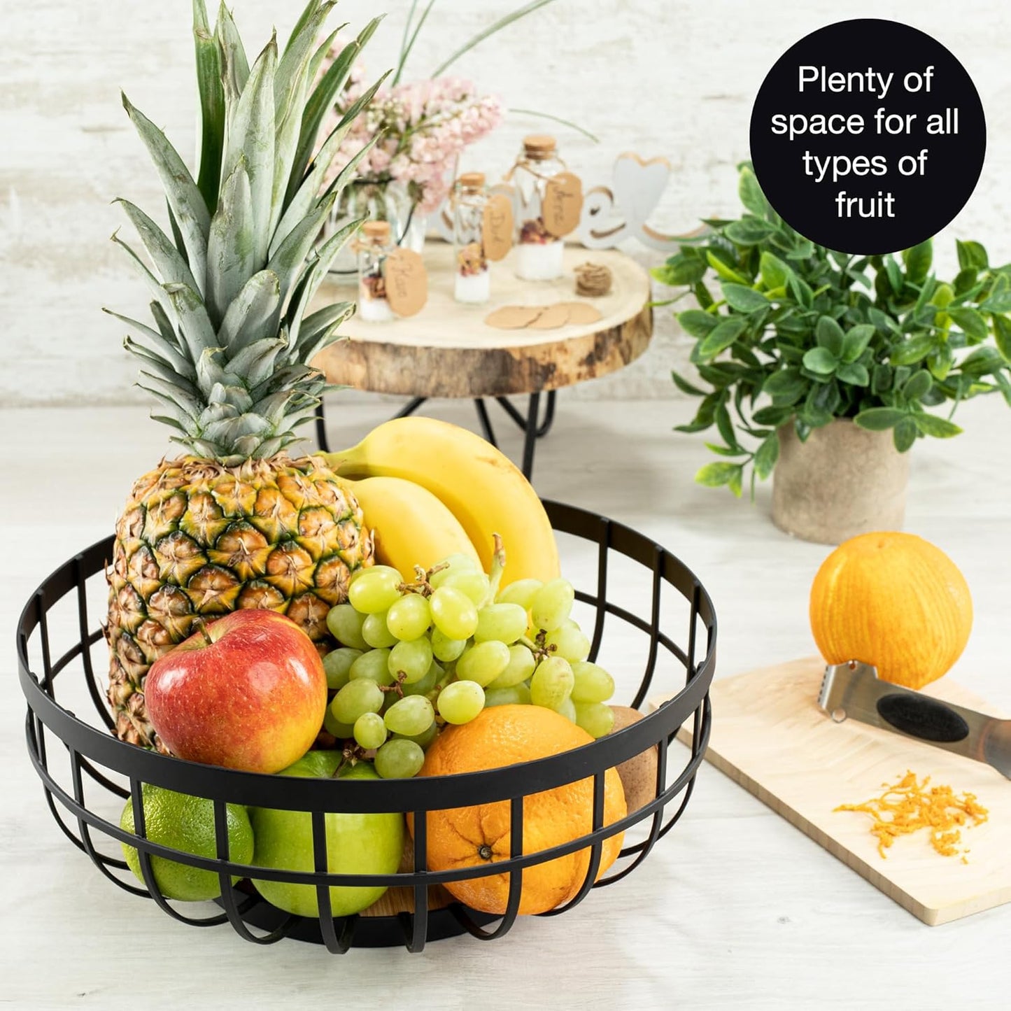 12" Black Metal Fruit Bowl – Modern Counter Basket for Fruit, Veggies & Bread